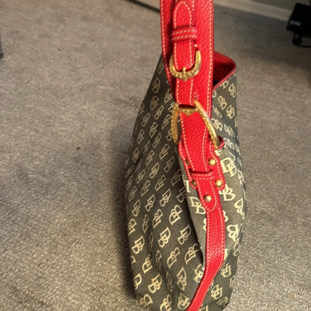 Dooney & Bourke Handbag - Authentic - Picture 2 of 7